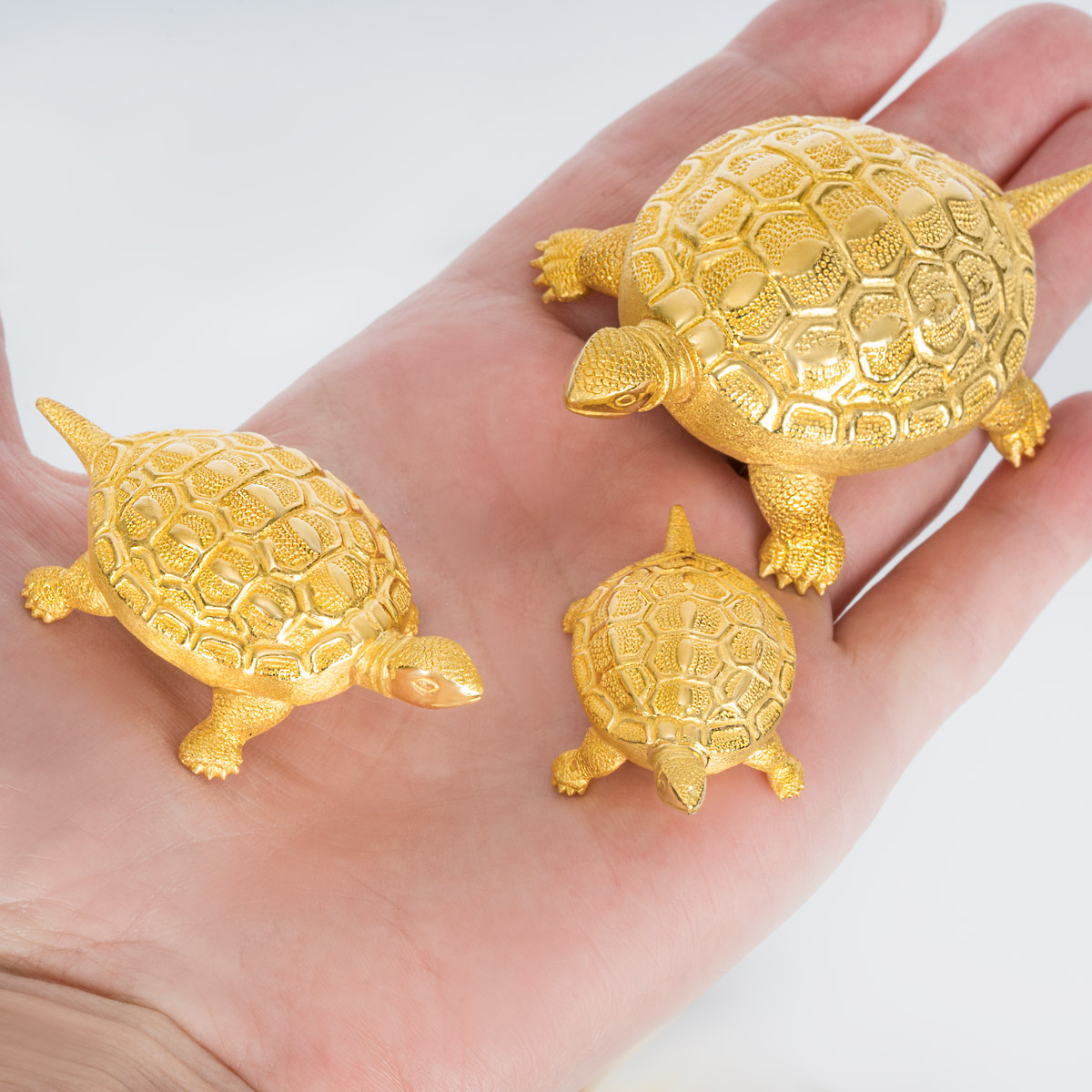 22k Yellow Gold Family of Three Textured Turtles